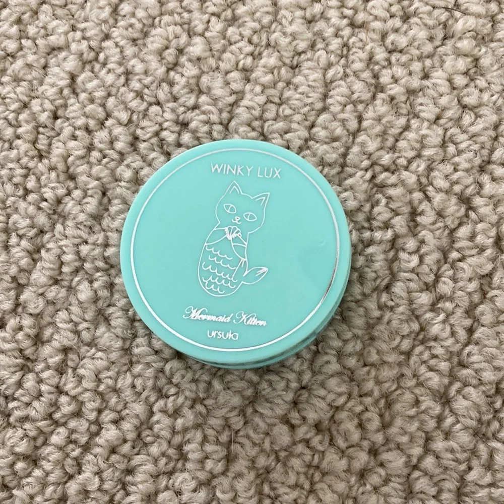 NEW Winky Lux Mermaid Kitten Eyeshadow Single Ursula Purple Pressed Powder Mini
